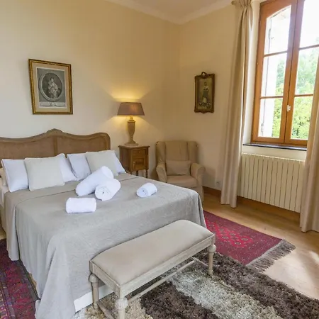 Petit Chateau Le Bouge, Entire House - Entier *